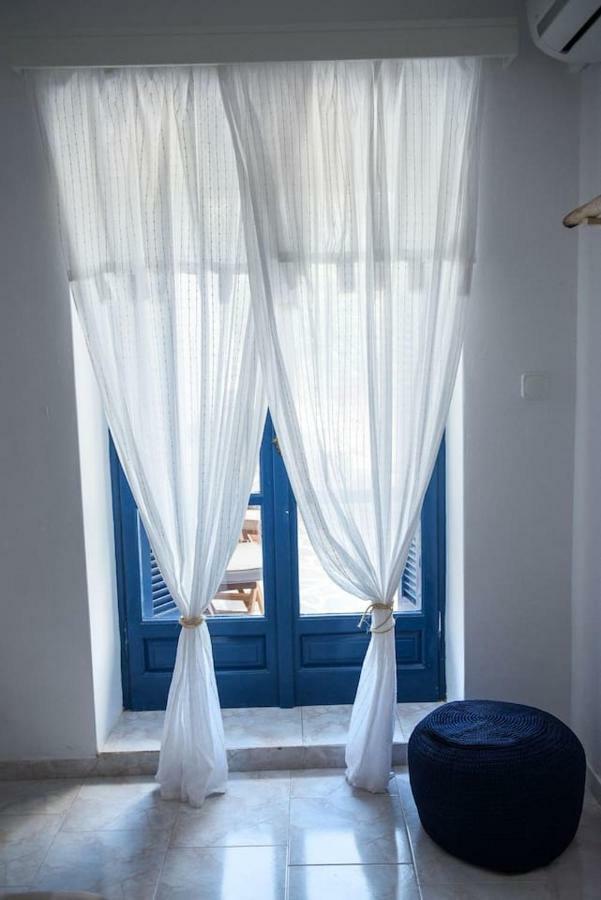 Aquarella-Stylish Veranda Apartment In Centre Of Poros Town Exterior photo